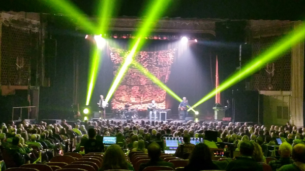 Bruce Cockburn & band  - November 10, 2017 - photo - Winnie Hull
