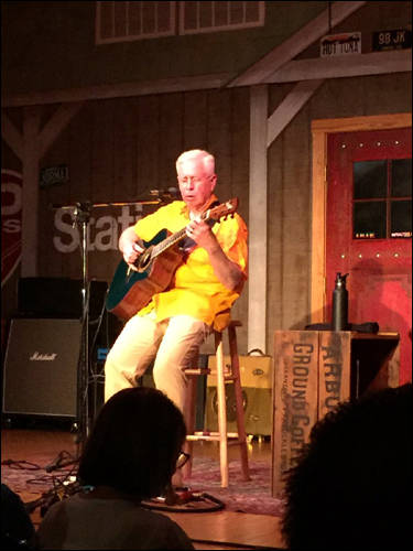 Bruce Cockburn - Fur Peach Rance - photo Phil Annarino