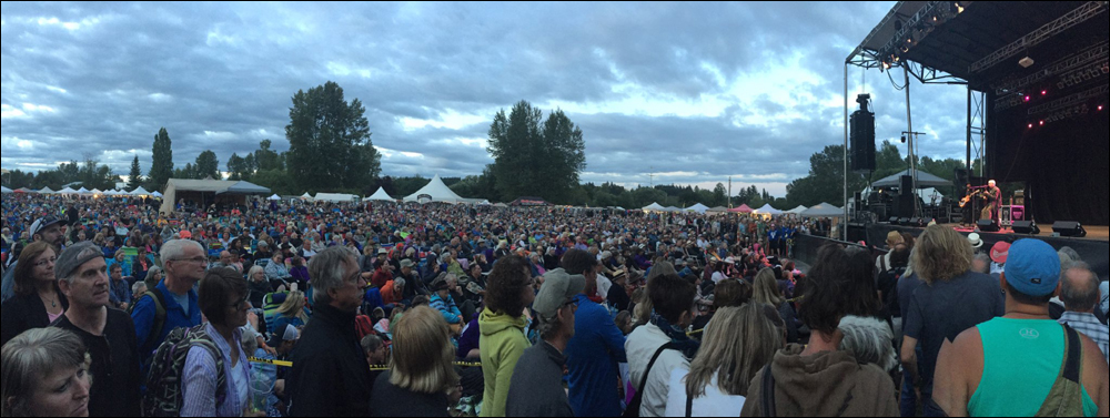 Bruce Cockburn - Vancouver Island MusicFest - photo ComboPlate Booking