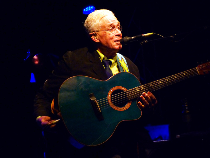 Bruce Cockburn - Frannz Club - Berlin Germany - 3 November 2018 - photo - Ron Mertiny