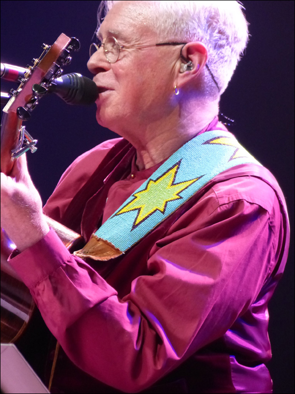 Bruce Cockburn - Calgary - January 23, 2018 -  photo - Debbie Admussen @eagleeye