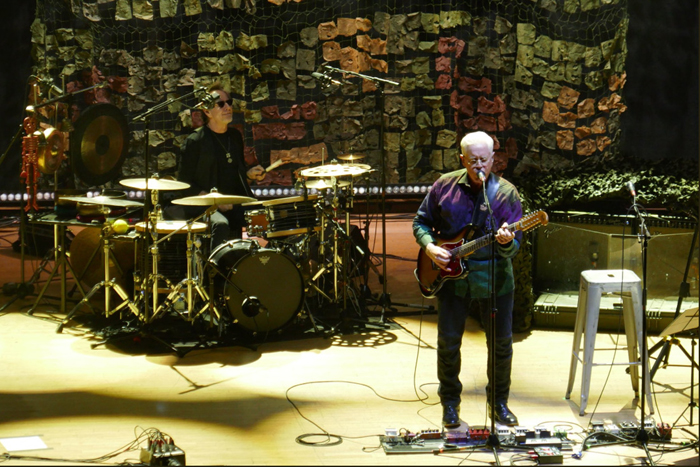 Bruce Cockburn & Gary Craig  -  Massey Hall - Toronto,ON - photo Norman Jennings