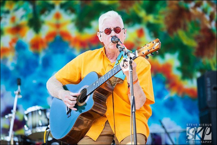 Bruce Cockburn - Mountain Sol - Santa Cruz, CA - 22Sept18 - photo Steve Kiebus Photography