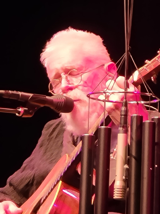 Bruce Cockburn - 10 March 2022 - Old Town School of Folk Music - Chicago - photo Jonathan Fenton