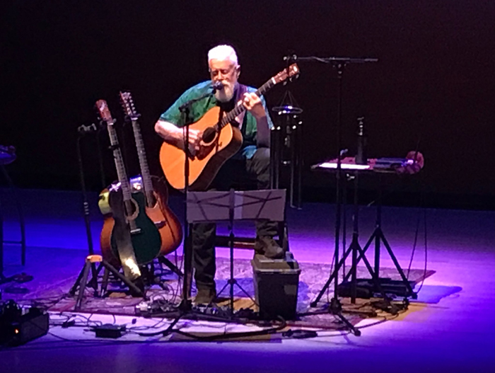 Bruce Cockburn - 12 May 2022 - MIM Theatre Phoenix - photo Bernd H�ber