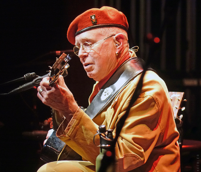Bruce Cockburn - 11 October 2025 - Eureka - Arkley Center for the Performing Arts photo Daniel  Keebler
