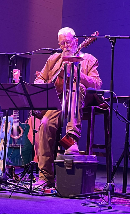 Bruce Cockburn 2May2025 Fargo photo Sue Torlucci