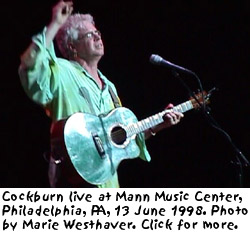 Bruce on stage in Pennsylvania in 1998