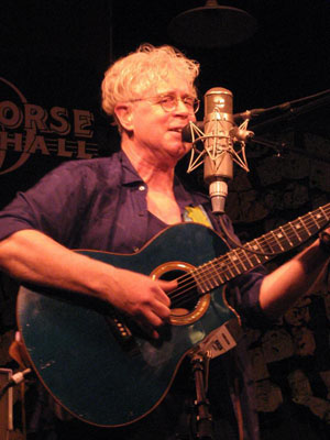 Bruce Cockburn - Photo by Victoria Bouffard