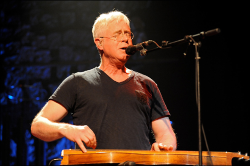 Bruce Cockburn at L'Astral, Montreal, 14April2011. Photo by Jacques Th�riault