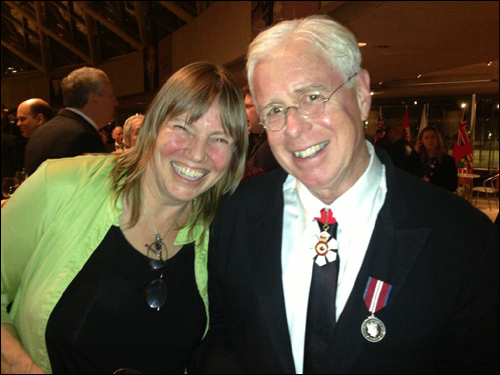 Bruce Cockburn and Linda Manzer photo by Ashley Prime from Twitter