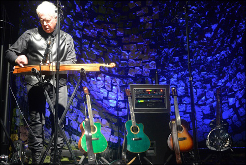Bruce at the Mateel Community Center - dulcimer- Photo Agnes Patak