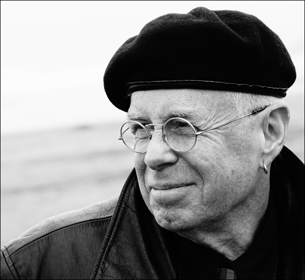 Bruce Cockburn - photo Daniel Keebler